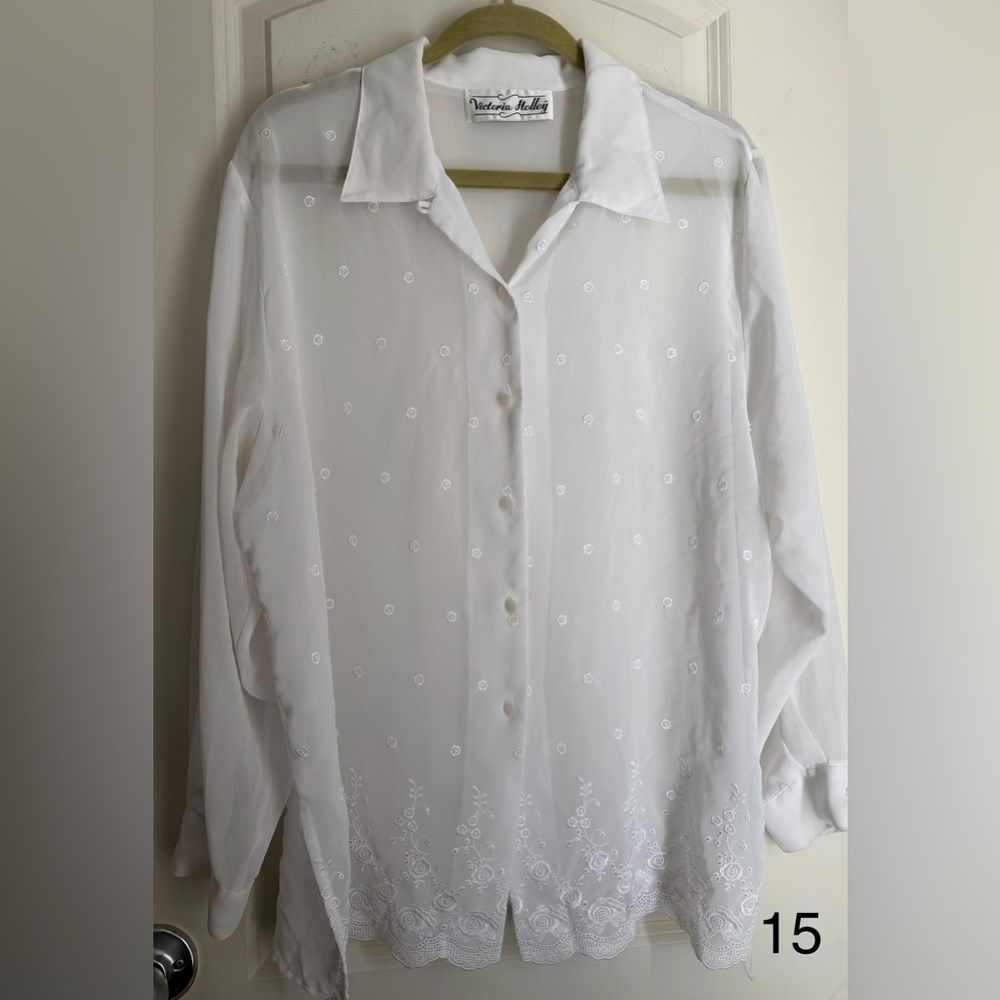 Victoria Halley Classic White Embroidered women’s blouse 2xL summer travel flora - Picture 2 of 11